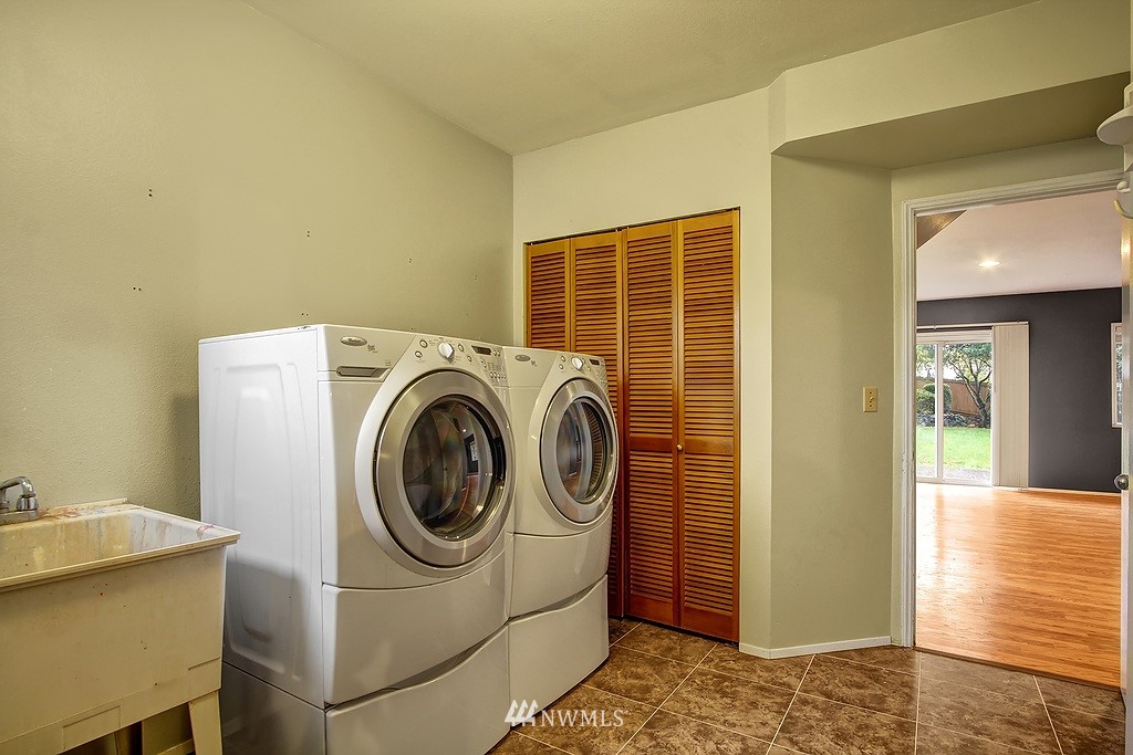 13539 Southeast 189th Place Renton, WA 98058 - Photo 12 of 21 Gallery Image 12