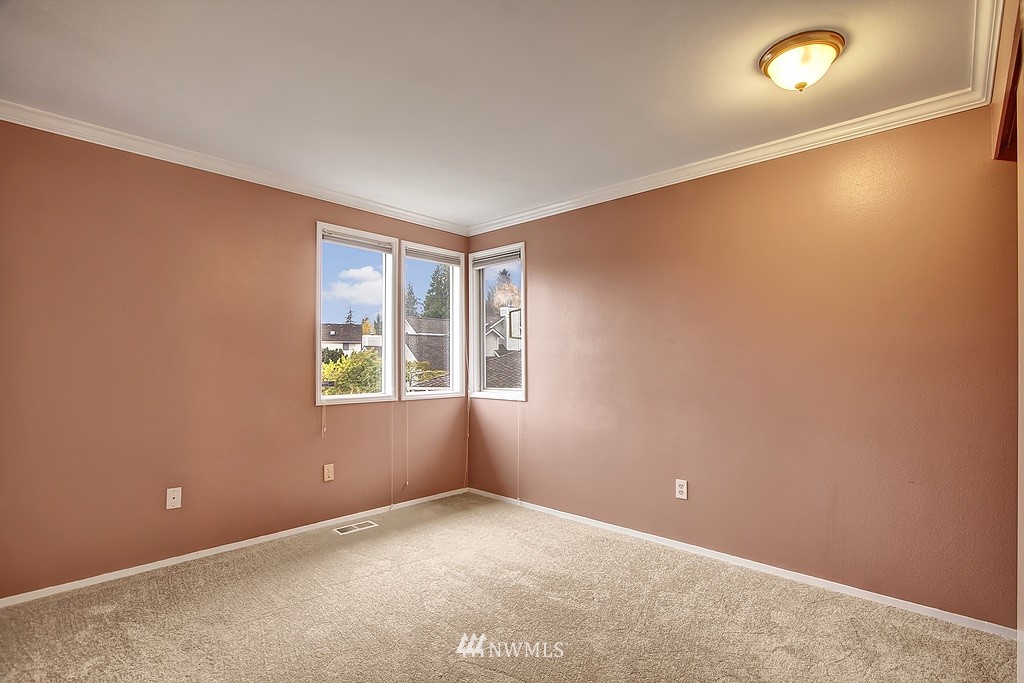 13539 Southeast 189th Place Renton, WA 98058 - Photo 17 of 21 Gallery Image 17