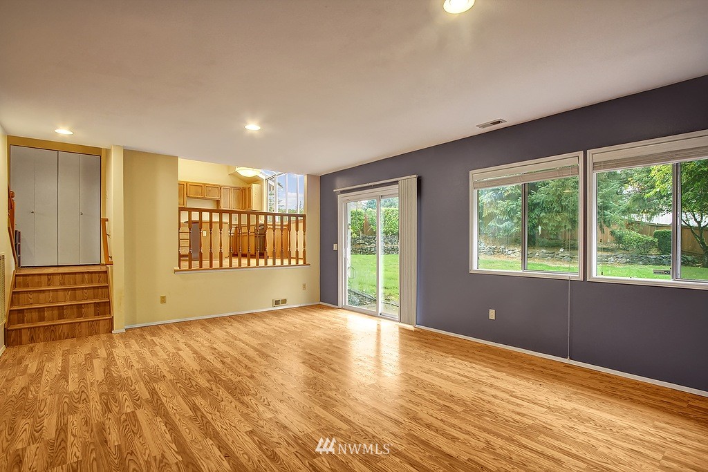 13539 Southeast 189th Place Renton, WA 98058 - Photo 9 of 21 Gallery Image 9