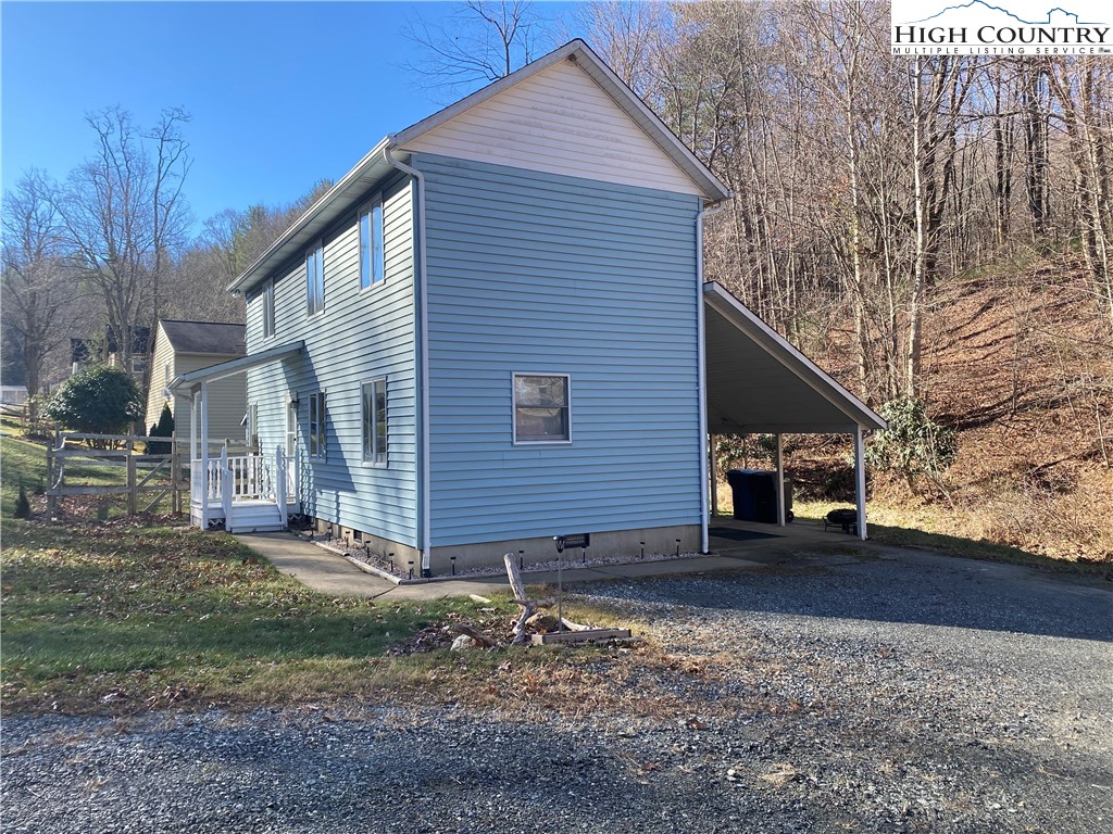 466 Poplar Grove Road Boone, NC 28607 - Photo 2 of 28 Gallery Image 2