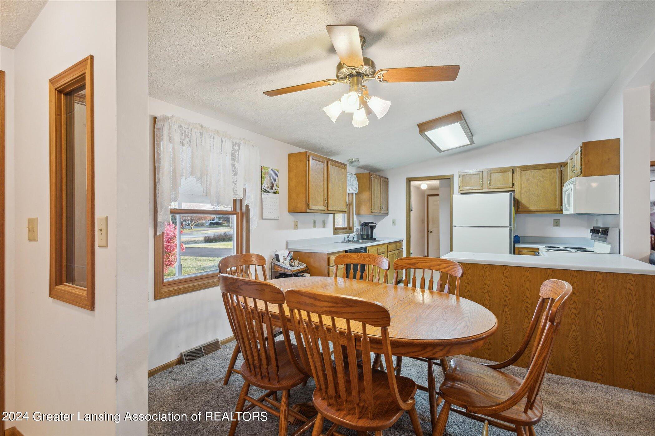 3651 Plains Road Mason, MI 48854 - Photo 12 of 51 dining room