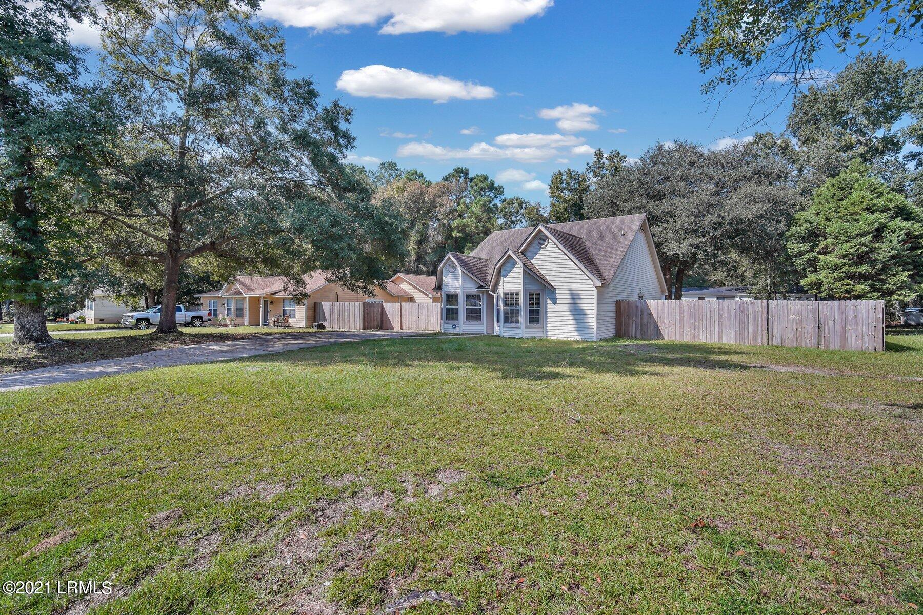 14 Burlington Land Road Beaufort, SC 29906 - Photo 2 of 39 DSC00451.jpg-SMALL