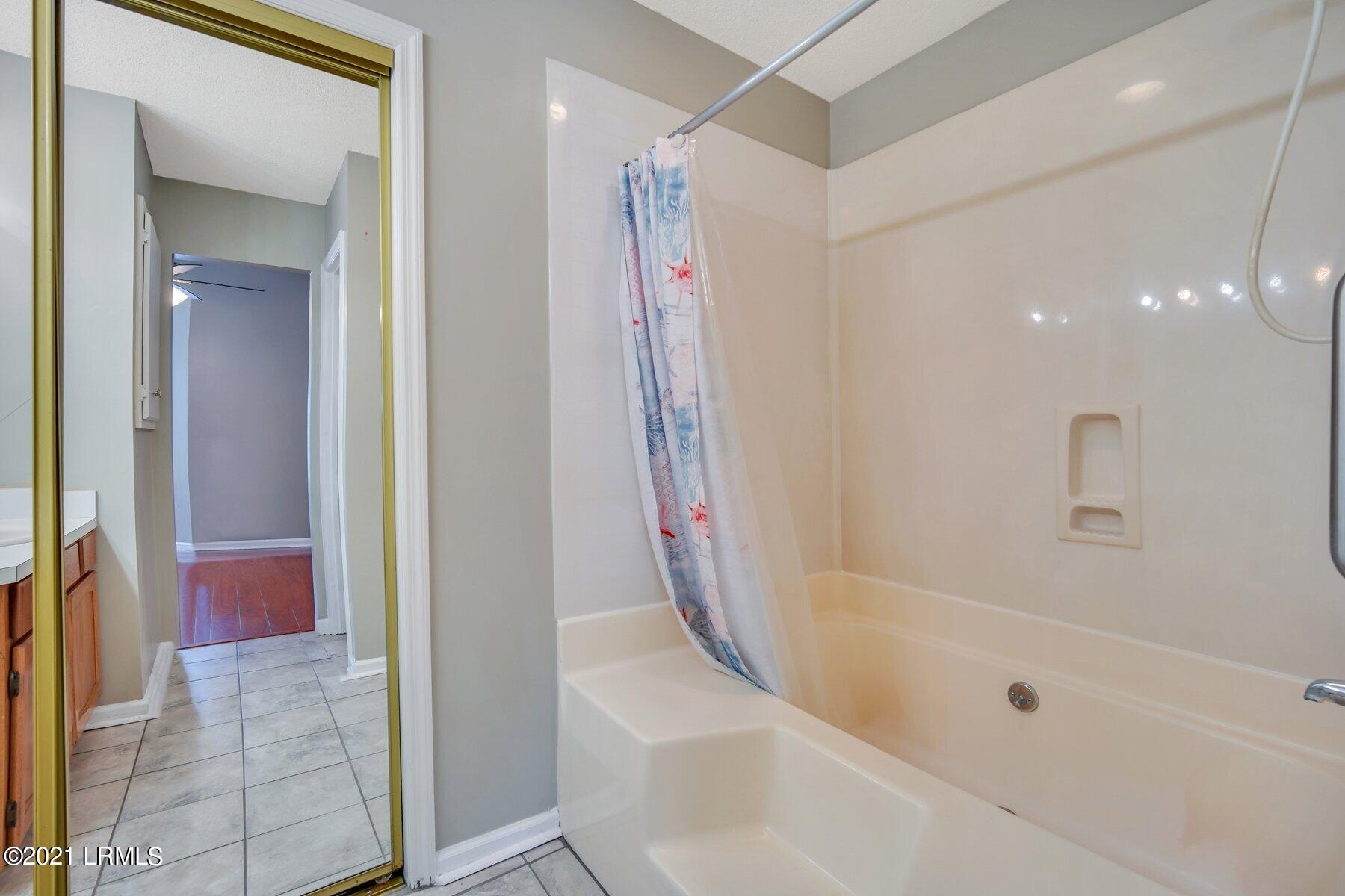 14 Burlington Land Road Beaufort, SC 29906 - Photo 24 of 39 Master Bath