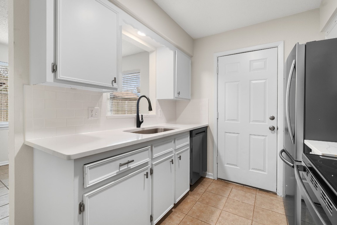 16222 Barbara Lane Magnolia, TX 77355 - Photo 12 of 29