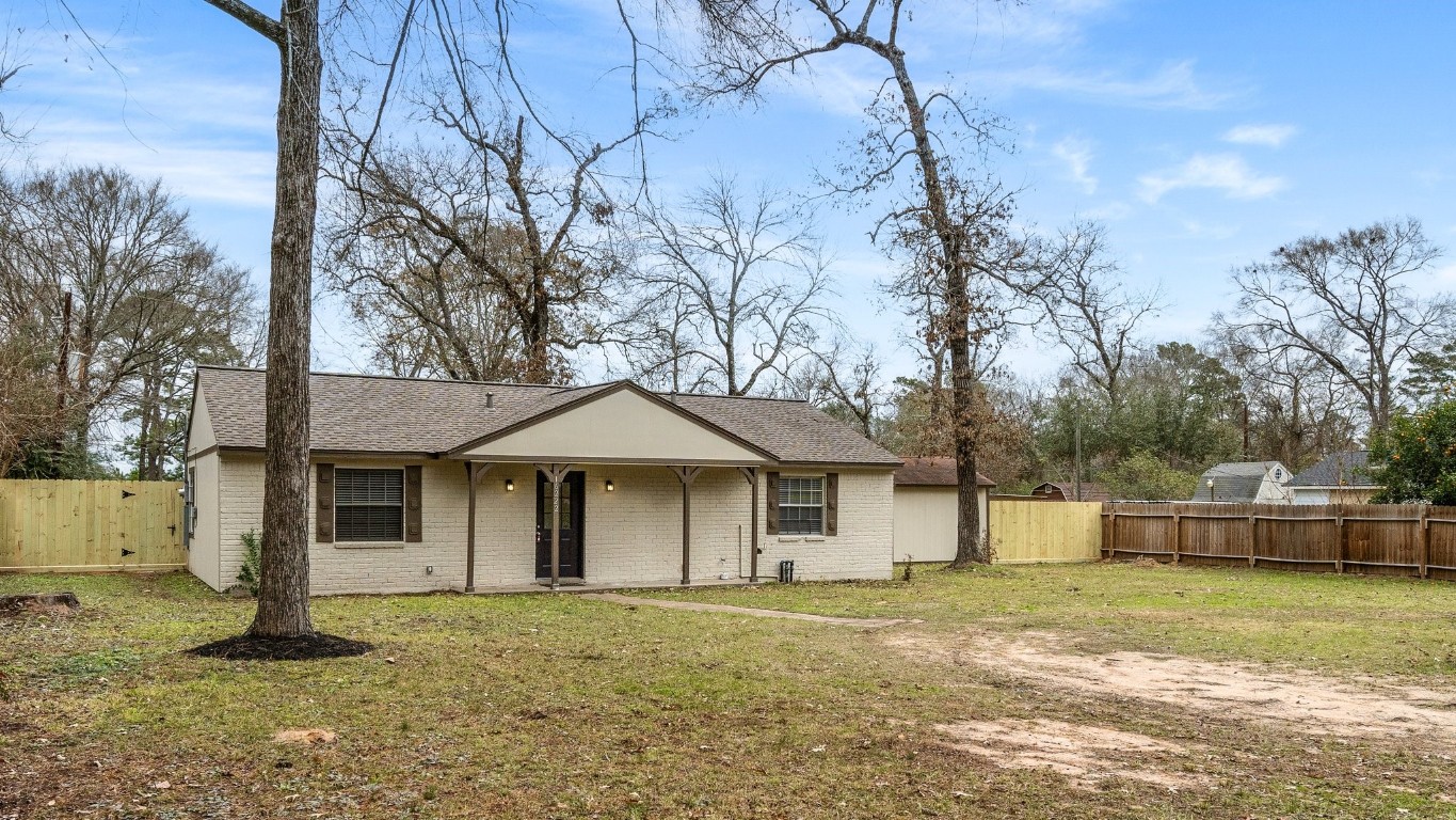 16222 Barbara Lane Magnolia, TX 77355 - Photo 2 of 29