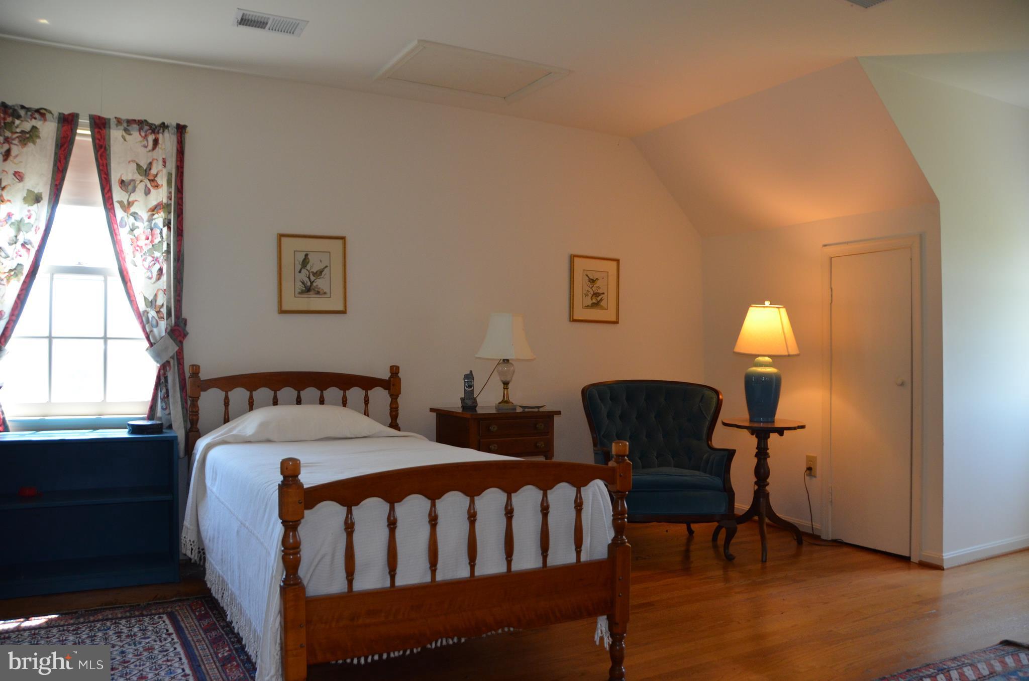 6011 Keyser Road Hume, VA 22639 - Photo 11 of 13 Bedroom