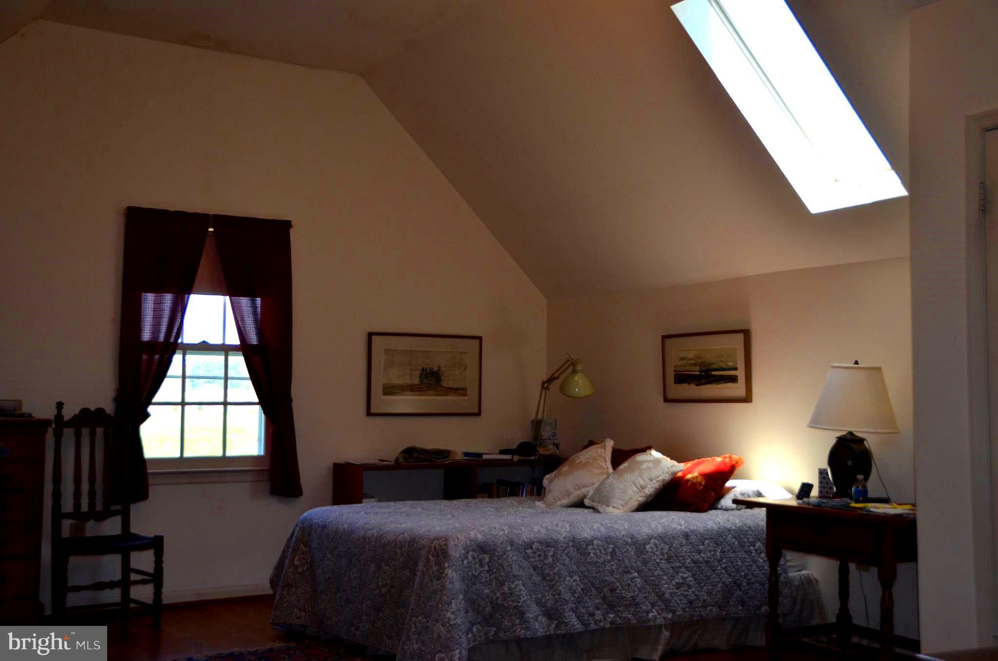6011 Keyser Road Hume, VA 22639 - Photo 10 of 13 Bedroom (Master)