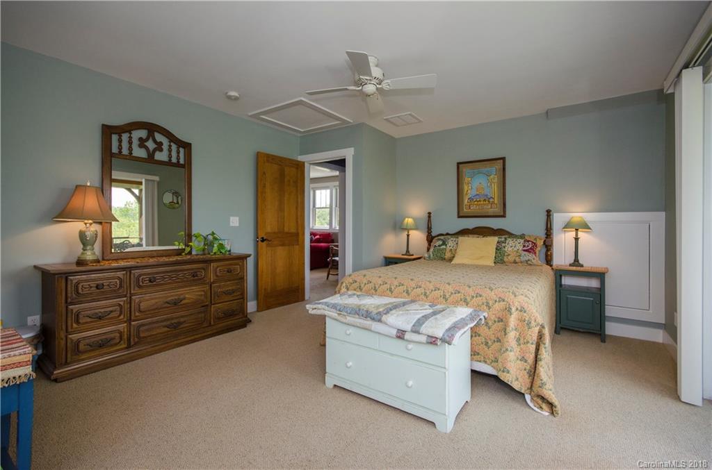 313 Laurel Branch Road Marshall, NC 28753 - Photo 16 of 36 Gallery Image 16