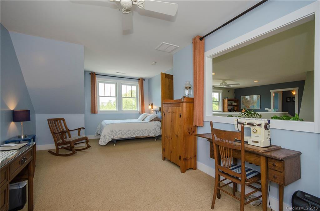 313 Laurel Branch Road Marshall, NC 28753 - Photo 19 of 36 Gallery Image 19