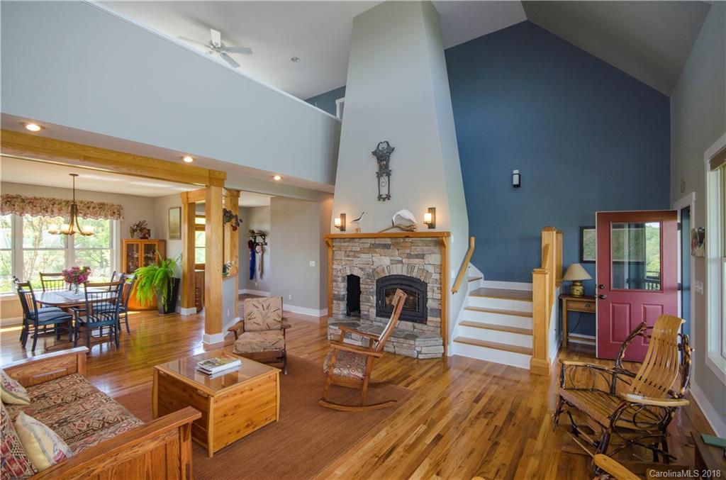 313 Laurel Branch Road Marshall, NC 28753 - Photo 4 of 36 Gallery Image 4