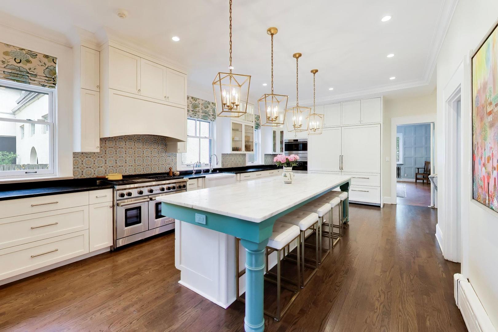 1218 Sheridan Road Evanston, IL 60202 - Photo 16 of 64