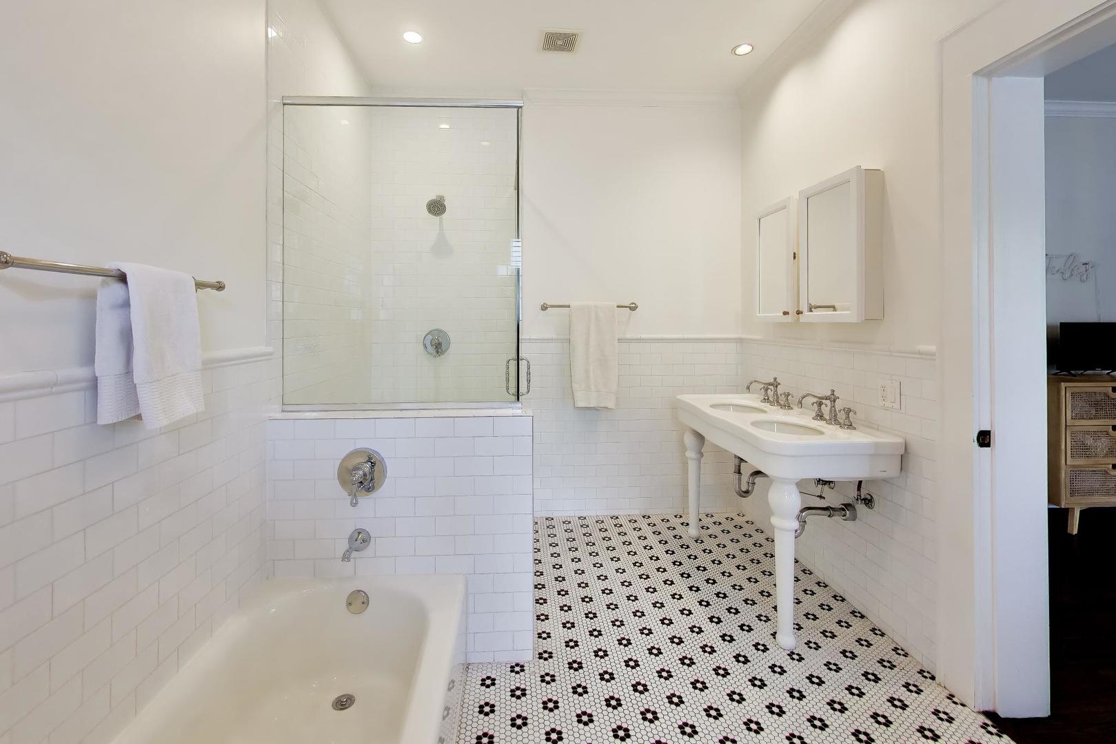 1218 Sheridan Road Evanston, IL 60202 - Photo 44 of 64