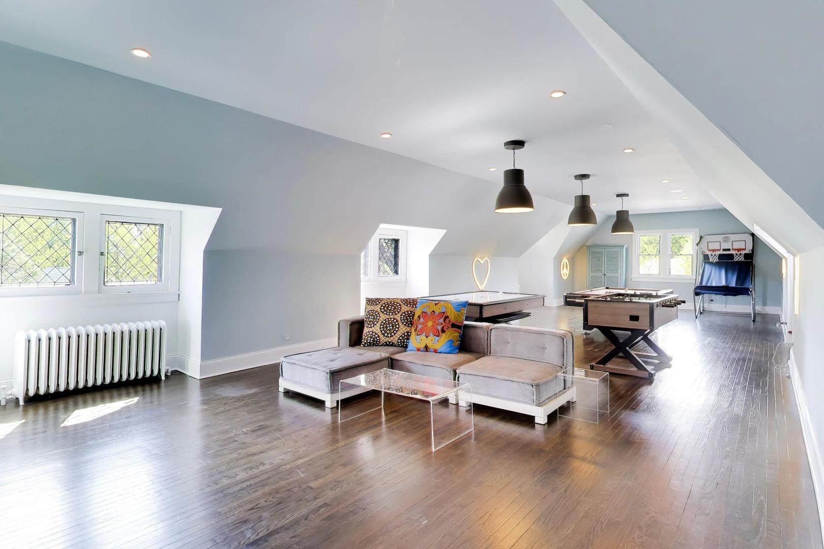 1218 Sheridan Road Evanston, IL 60202 - Photo 46 of 64
