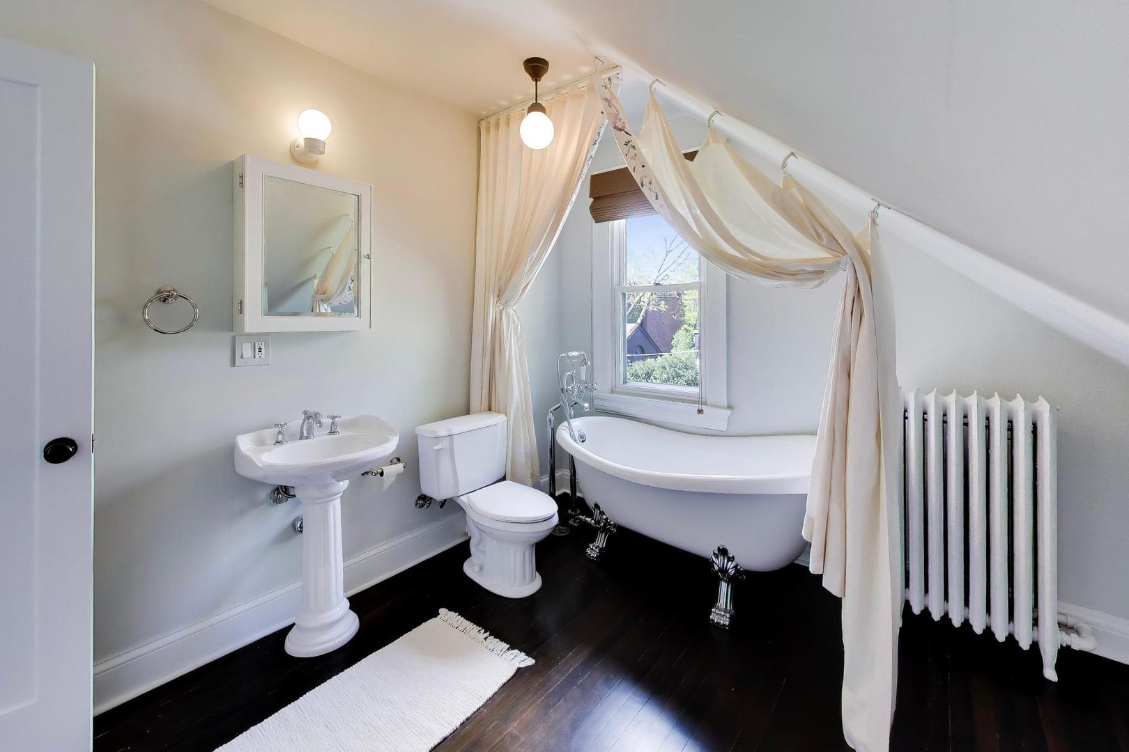 1218 Sheridan Road Evanston, IL 60202 - Photo 49 of 64