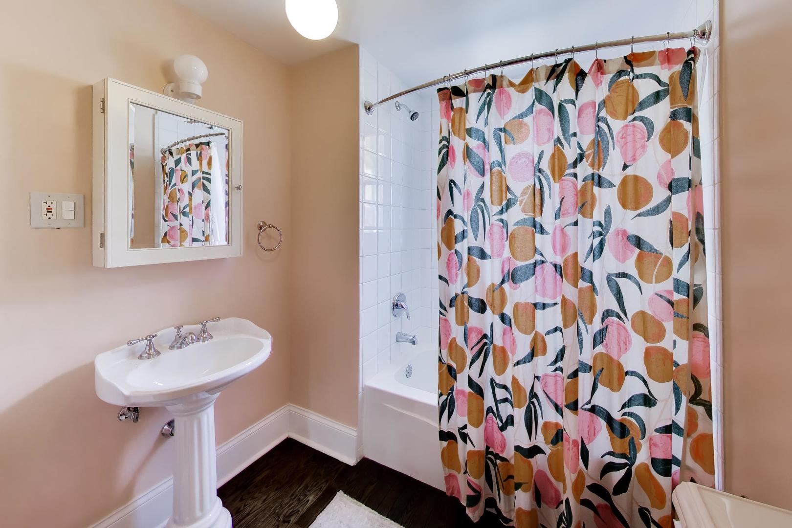 1218 Sheridan Road Evanston, IL 60202 - Photo 50 of 64