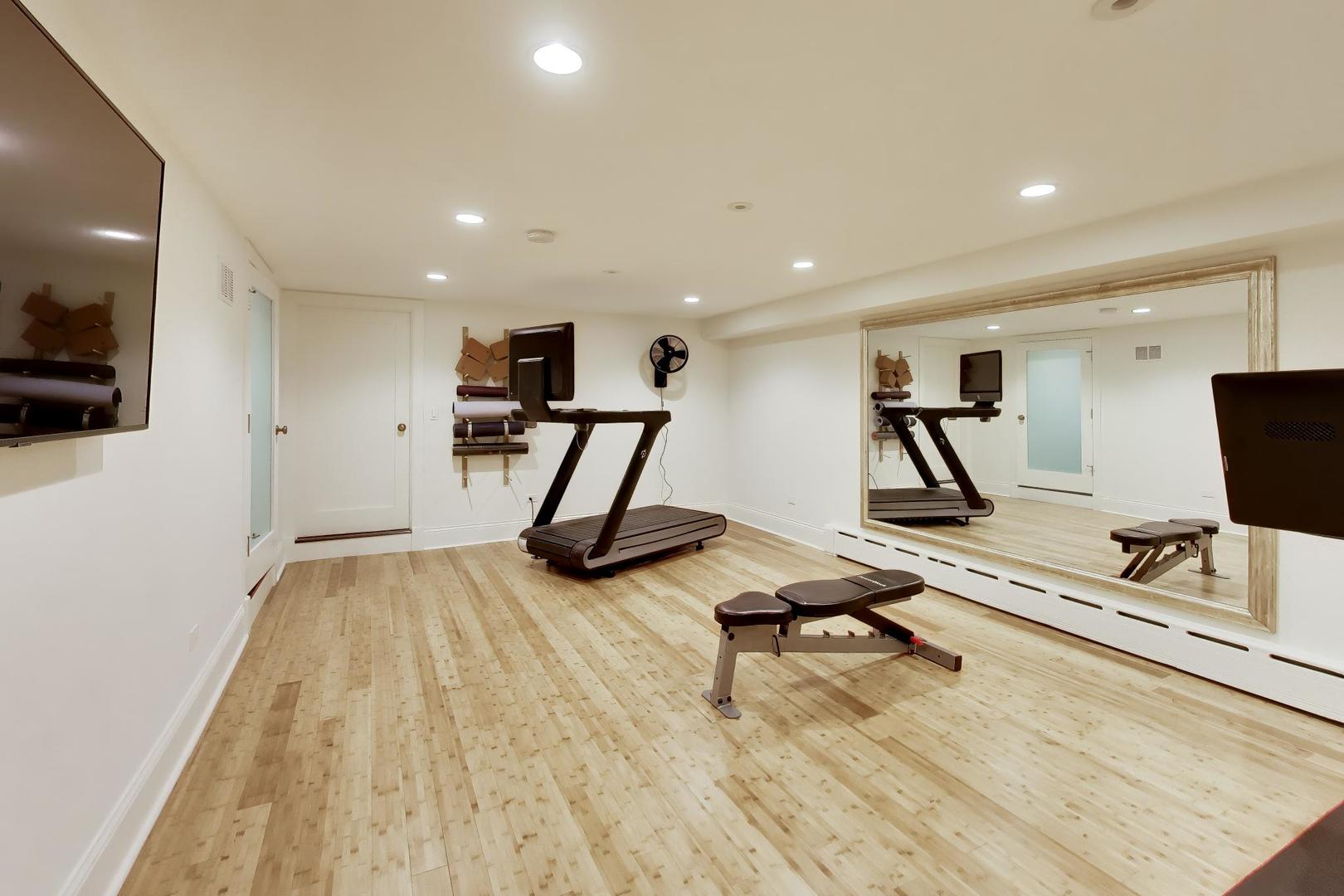1218 Sheridan Road Evanston, IL 60202 - Photo 56 of 64