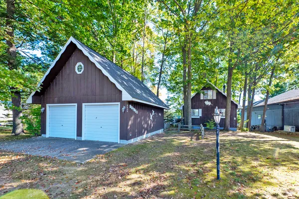 $450,000 | 8630 West School Section Lake Drive, Mecosta, MI 49332