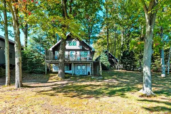 $430,000 | 8630 West School Section Lake Drive, Mecosta, MI 49332