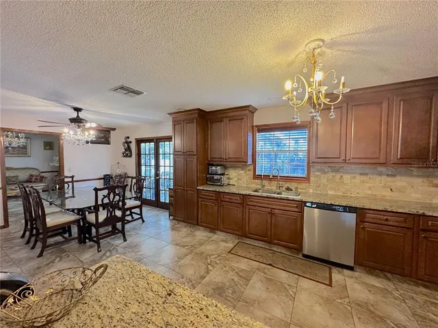 $2,900 | 8834 Whispering Oaks Trail, New Port Richey, FL 34654