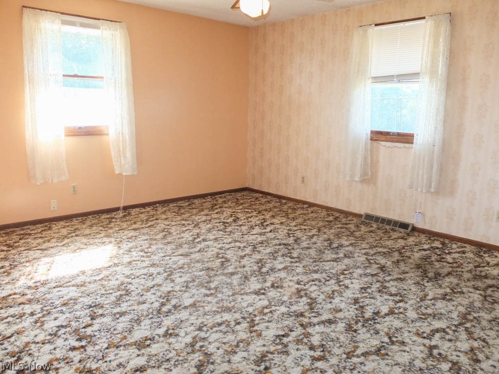 7538 Nave Road Southeast Massillon, OH 44646 - Photo 11 of 23 Master suite has two closets and a private full bath.