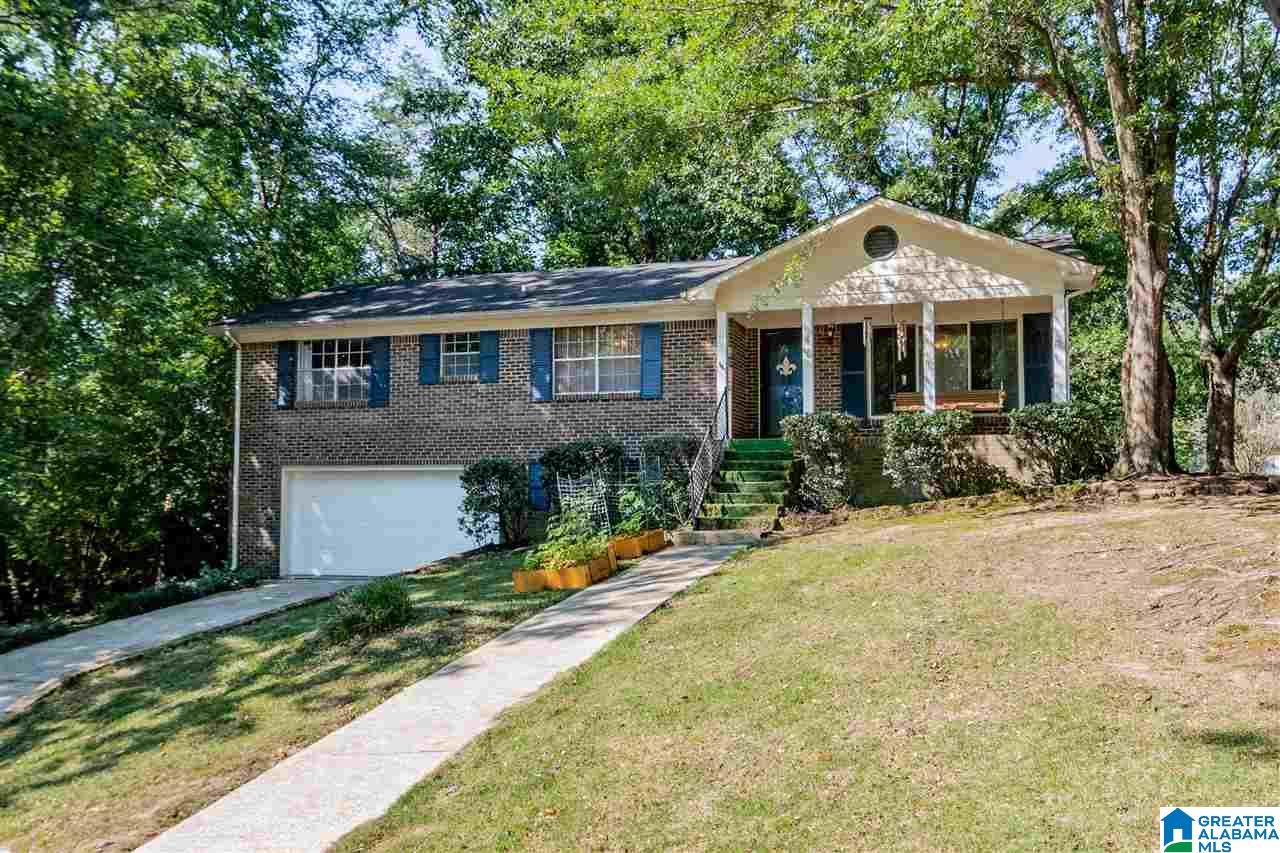1706 Gardenridge Road Gardendale, AL 35071 - Photo 2 of 37