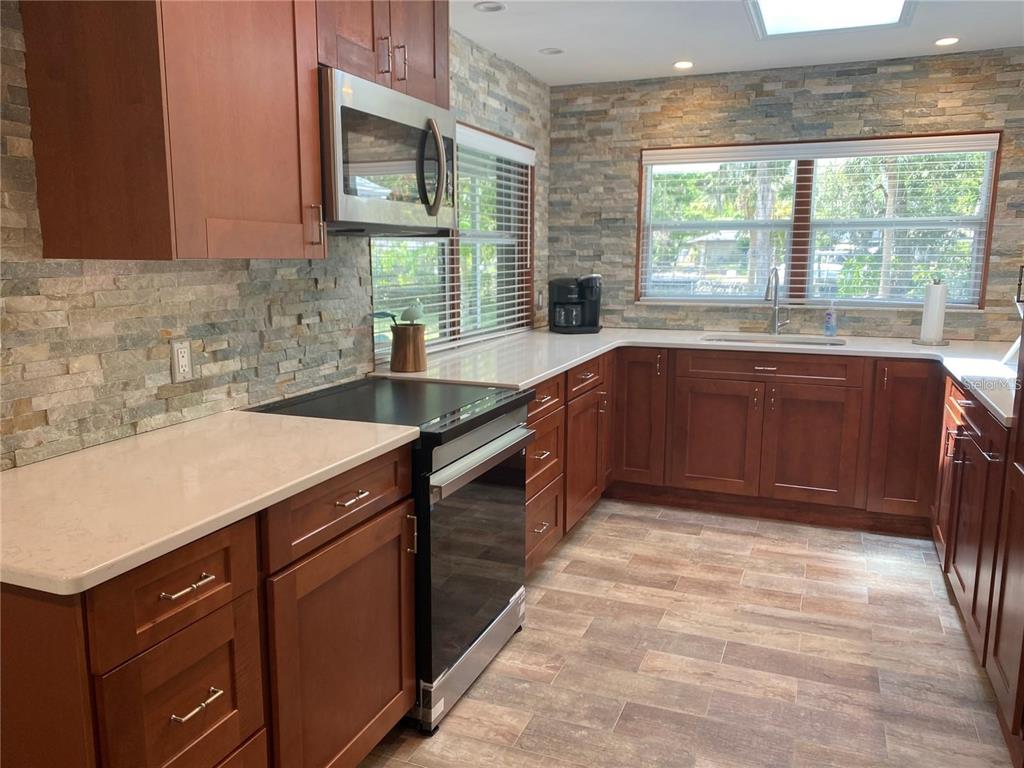 4980 South Deepwater Point Homosassa, FL 34448 - Photo 8 of 27 Gallery Image 8