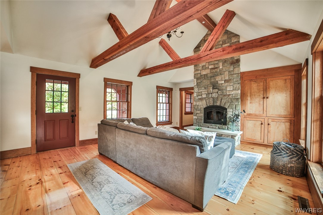 10858 Keller Road Clarence, NY 14031 - Photo 6 of 48