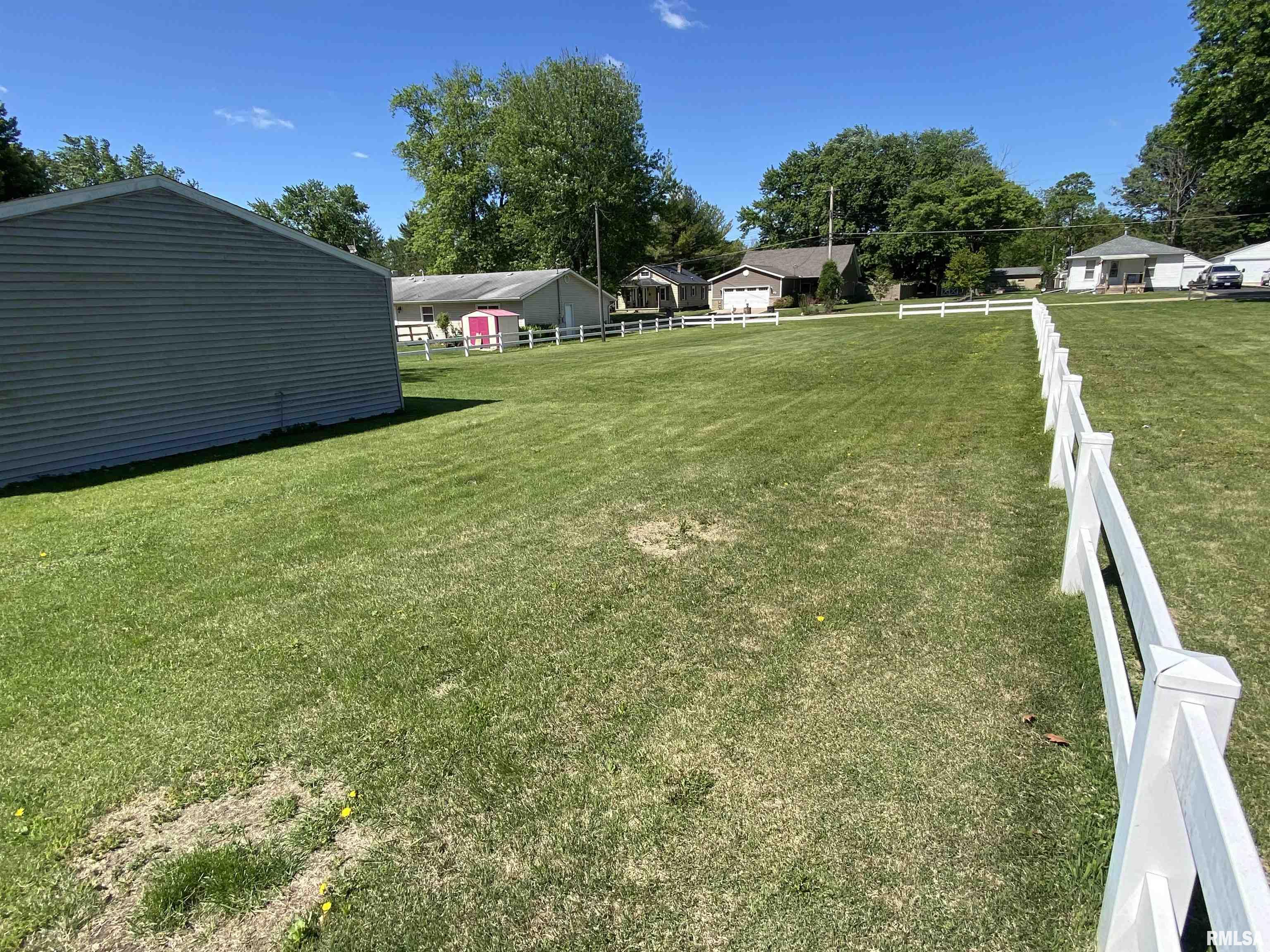 35 West Beech Street Canton, IL 61520 - Photo 15 of 38