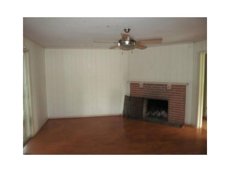 6461 Bramshaw Road Indianapolis, IN 46220 - Photo 3 of 7 Gallery Image 3