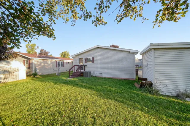 $45,000 | 301 Ohio River Drive, Unit LOT 52, Adrian, MI 49221