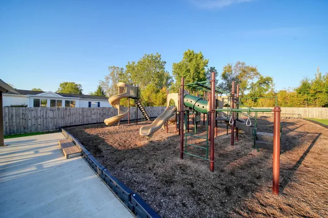 $45,000 | 301 Ohio River Drive, Unit LOT 52, Adrian, MI 49221