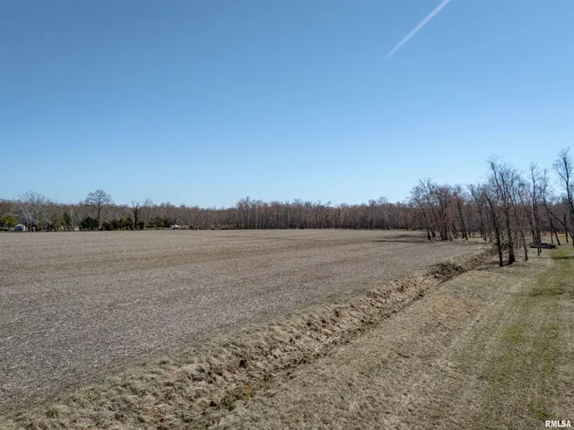 $275,000 | 1234 Khoury League Road, Marion, IL 62959