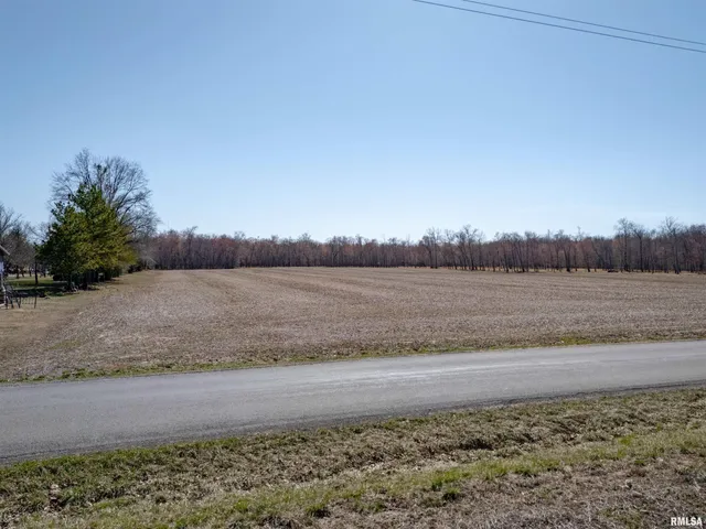 $275,000 | 1234 Khoury League Road, Marion, IL 62959