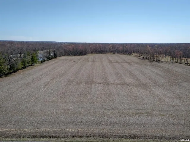 $275,000 | 1234 Khoury League Road, Marion, IL 62959