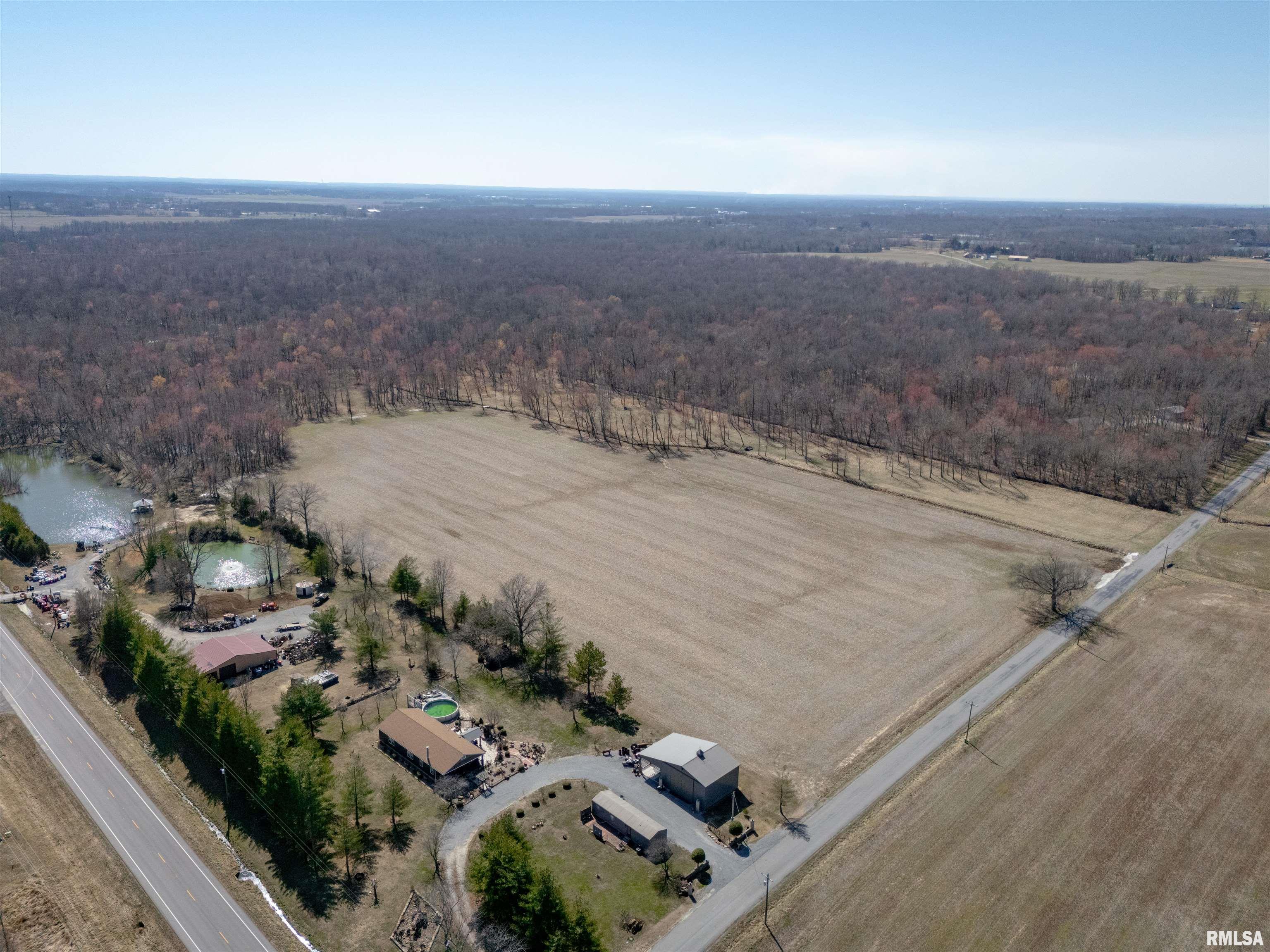 1234 Khoury League Road Marion, IL 62959 - Photo 2 of 30