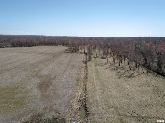 $275,000 | 1234 Khoury League Road, Marion, IL 62959