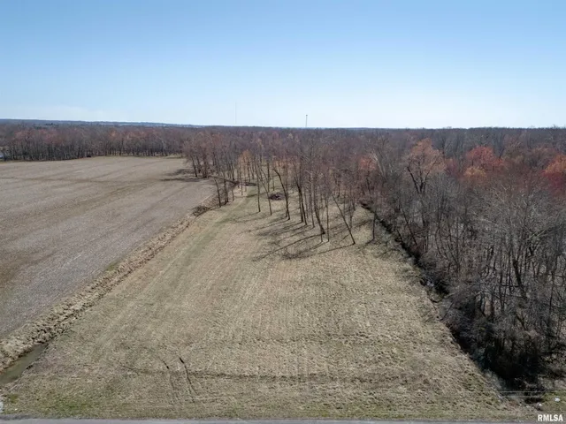 $275,000 | 1234 Khoury League Road, Marion, IL 62959