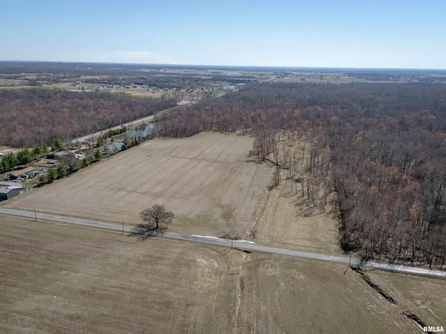 $275,000 | 1234 Khoury League Road, Marion, IL 62959