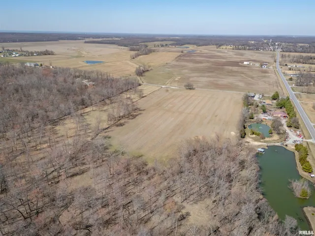 $275,000 | 1234 Khoury League Road, Marion, IL 62959