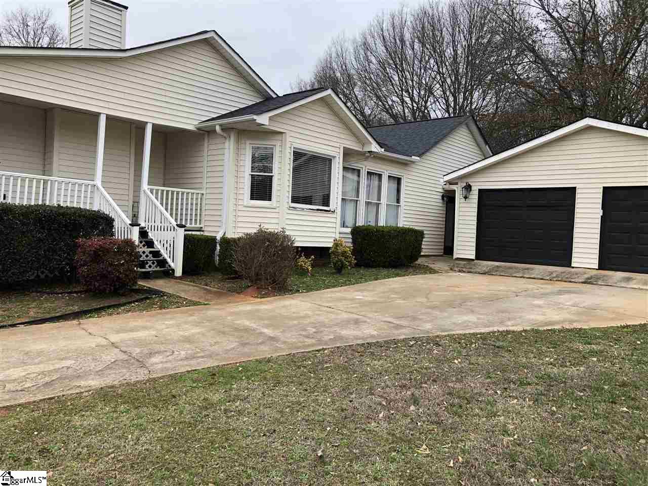 112 Elrod Place Road Piedmont, SC 29673 - Photo 3 of 22 Gallery Image 3