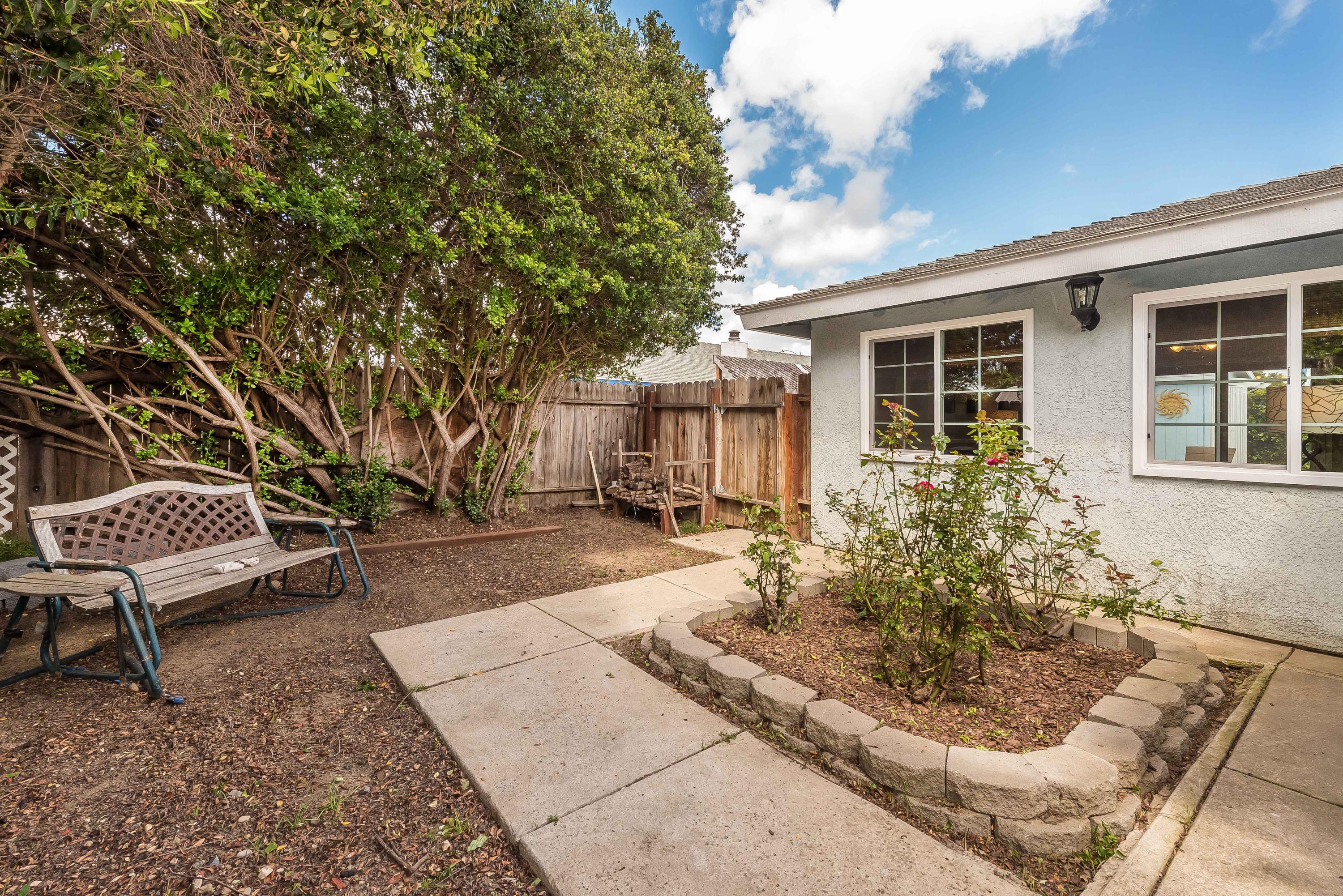 205 Bell Avenue Lompoc, CA 93436 - Photo 19 of 20 Side Yard