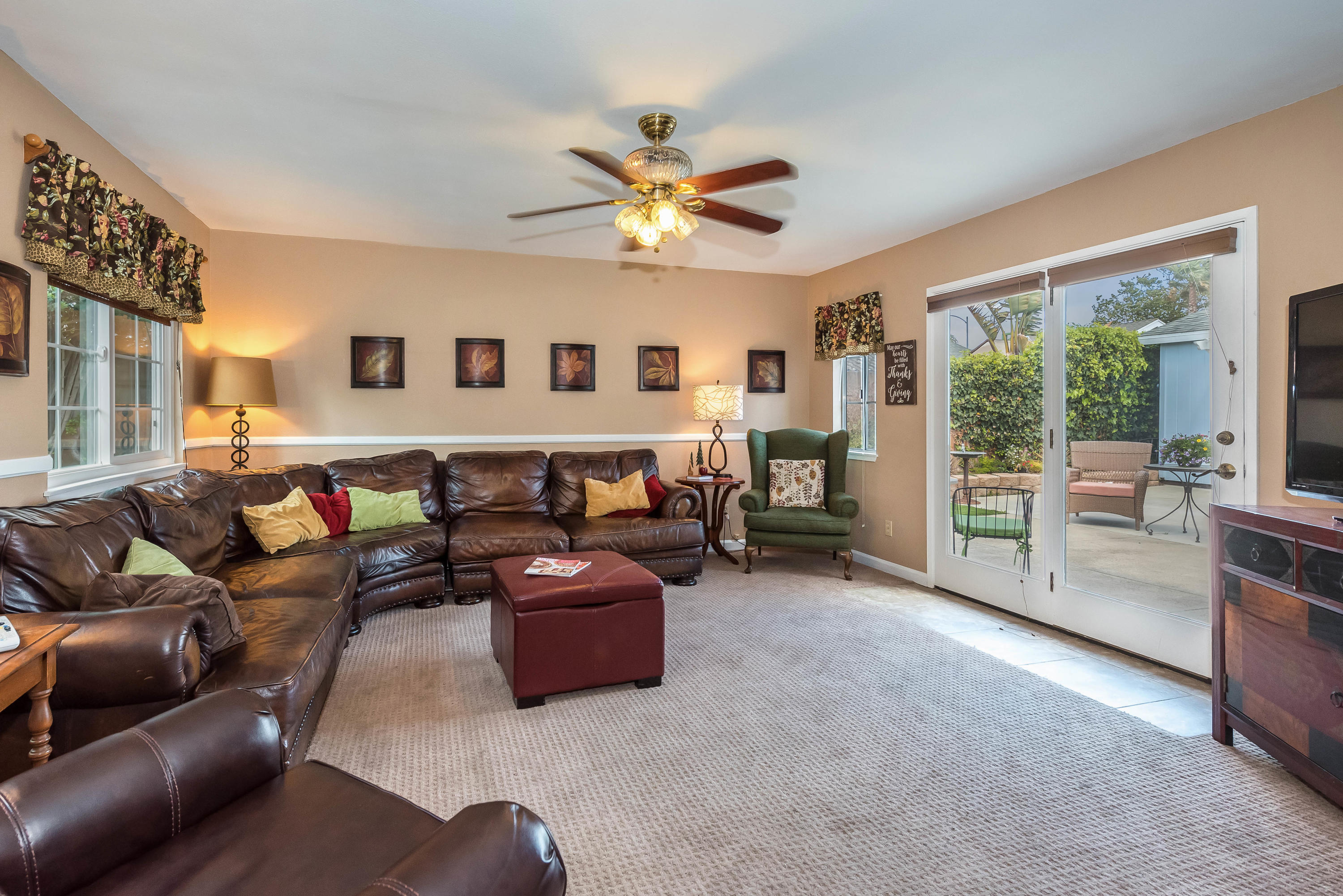 205 Bell Avenue Lompoc, CA 93436 - Photo 5 of 20 Family Room