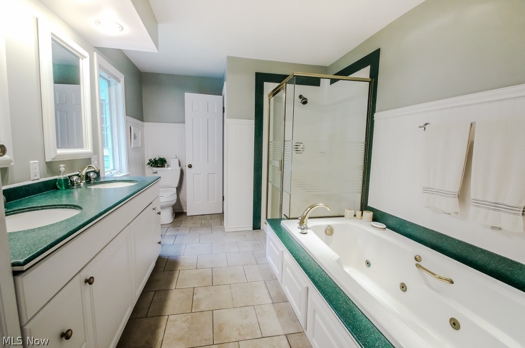 7667 Chagrin Road Chagrin Falls, OH 44023 - Photo 10 of 23 Gallery Image 10