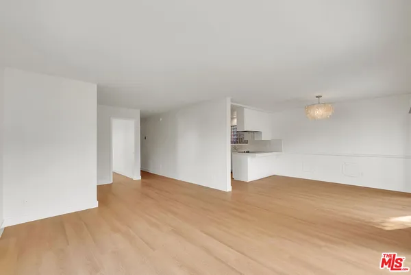 $5,800 | 2300 Grand Canal, Venice, CA 90291