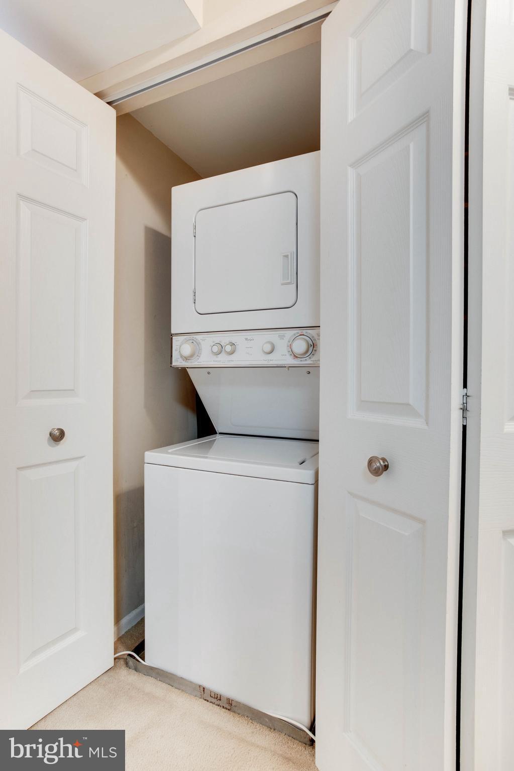 2570 Riva Road, Unit 13C Annapolis, MD 21401 - Photo 18 of 24 In-unit washer and dryer