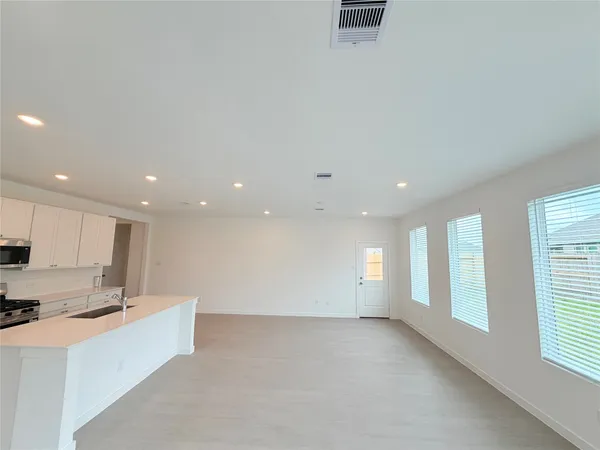 $2,300 | 9311 Golden Dorado Lane, Baytown, TX 77521