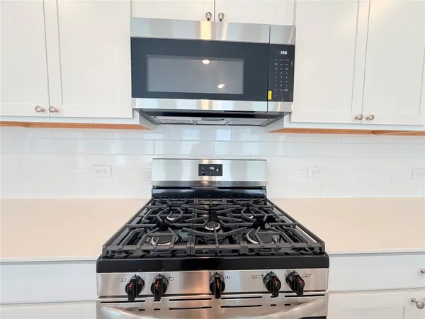 $2,300 | 9311 Golden Dorado Lane, Baytown, TX 77521