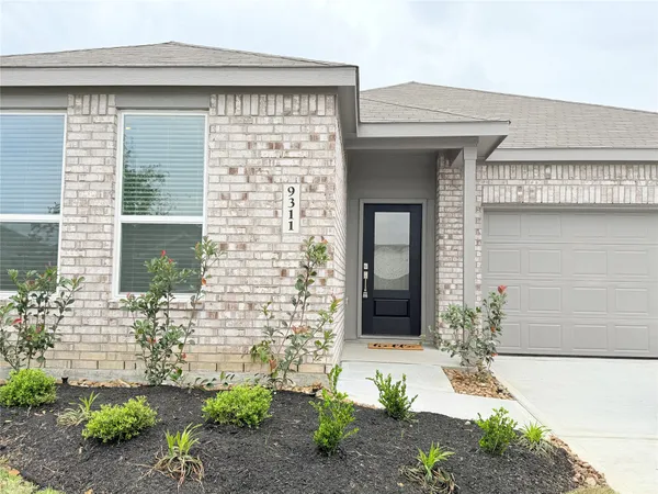 $2,300 | 9311 Golden Dorado Lane, Baytown, TX 77521