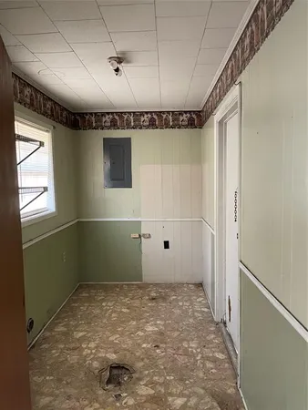 a view of a garage