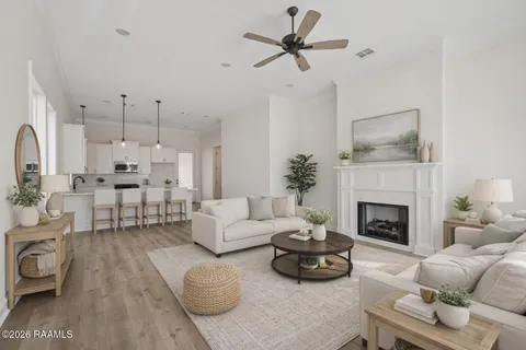 $300,000 | 240 Jagged Grove Lane, Youngsville, LA 70592